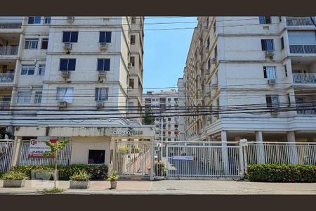 Apartamento à venda com 59m², 2 quartos e 1 vaga Apartamento à venda com 59m², 2 quartos e 1 vagaFachada