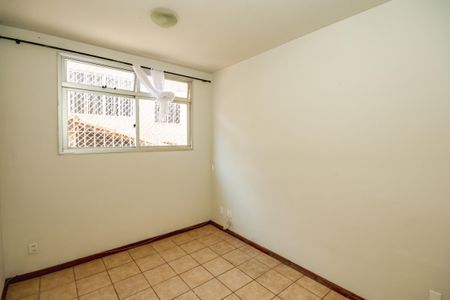 Sala de apartamento à venda com 2 quartos, 45m² em Castelo, Belo Horizonte