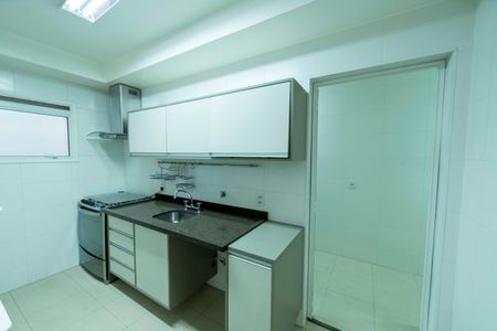 Apartamento à venda com 107m², 3 quartos e 2 vagas Apartamento à venda com 107m², 3 quartos e 2 vagasCozinha