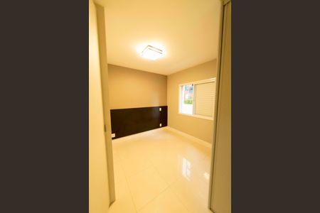 Apartamento à venda com 107m², 3 quartos e 2 vagas Apartamento à venda com 107m², 3 quartos e 2 vagasSuíte