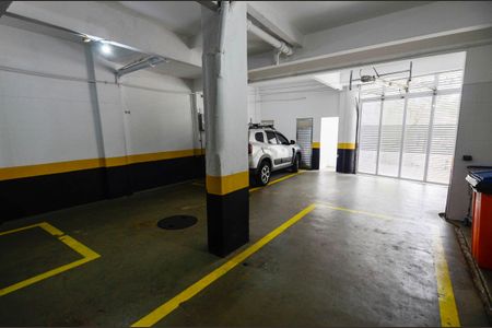 Apartamento à venda com 100m², 3 quartos e 1 vaga Apartamento à venda com 100m², 3 quartos e 1 vagaGaragem