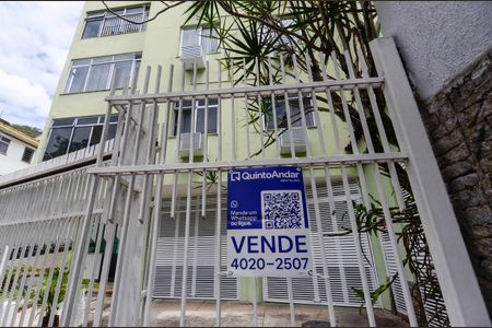 Apartamento à venda com 100m², 3 quartos e 1 vaga Apartamento à venda com 100m², 3 quartos e 1 vagaFachada