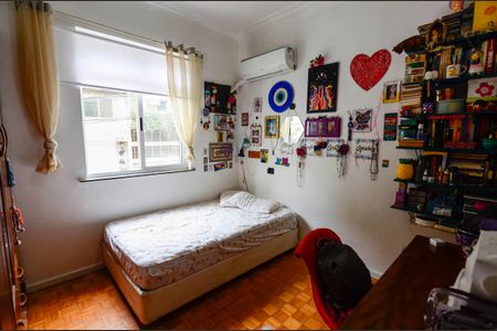 Apartamento à venda com 100m², 3 quartos e 1 vaga Apartamento à venda com 100m², 3 quartos e 1 vagaQuarto 3