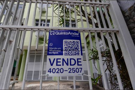 Apartamento à venda com 100m², 3 quartos e 1 vaga Apartamento à venda com 100m², 3 quartos e 1 vagaFachada