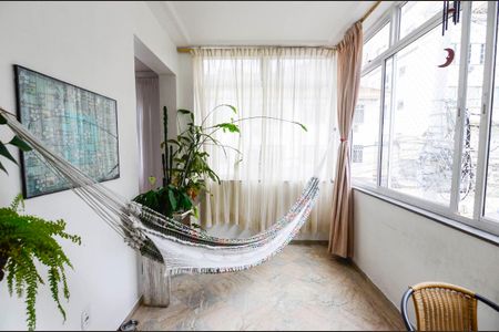 Apartamento à venda com 100m², 3 quartos e 1 vaga Apartamento à venda com 100m², 3 quartos e 1 vagaSala