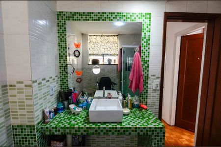 Apartamento à venda com 100m², 3 quartos e 1 vaga Apartamento à venda com 100m², 3 quartos e 1 vagaBanheiro