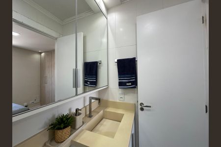 Apartamento à venda com 71m², 3 quartos e 1 vaga Apartamento à venda com 71m², 3 quartos e 1 vagaBanheiro da Suíte