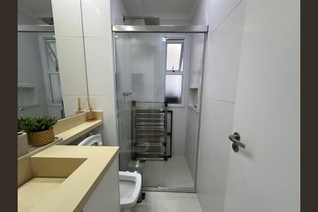 Apartamento à venda com 71m², 3 quartos e 1 vaga Apartamento à venda com 71m², 3 quartos e 1 vagaBanheiro