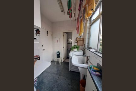 Apartamento à venda com 100m², 3 quartos e 2 vagas Apartamento à venda com 100m², 3 quartos e 2 vagasÁrea de Serviço