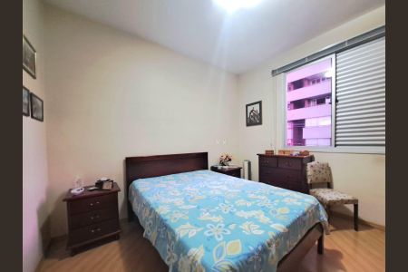 Apartamento à venda com 100m², 3 quartos e 2 vagas Apartamento à venda com 100m², 3 quartos e 2 vagasQuarto 1