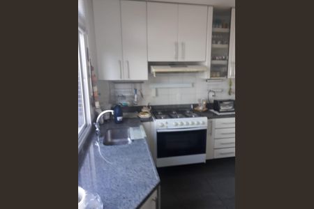 Apartamento à venda com 100m², 3 quartos e 2 vagas Apartamento à venda com 100m², 3 quartos e 2 vagasCozinha