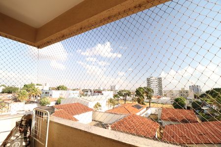 Sacada da Sala de apartamento para alugar com 2 quartos, 58m² em Santa Mônica, Uberlândia