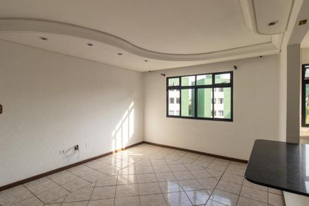 Sala de apartamento para alugar com 3 quartos, 63m² em Capão Raso, Curitiba