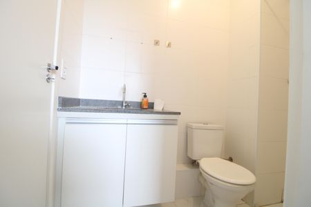 Apartamento para alugar com 38m², 2 quartos e sem vagaBanheiro