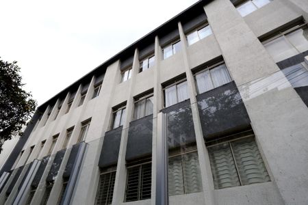 Apartamento à venda com 75m², 2 quartos e 1 vaga Apartamento à venda com 75m², 2 quartos e 1 vagaFachada