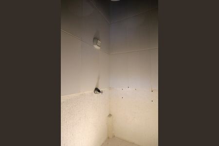 Apartamento à venda com 75m², 2 quartos e 1 vaga Apartamento à venda com 75m², 2 quartos e 1 vagaBanheiro de Serviço