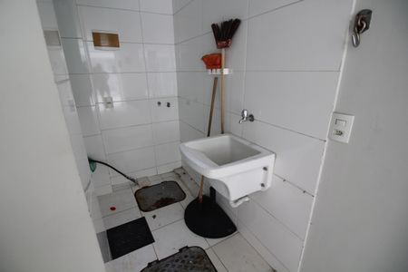 Casa de condomínio à venda com 122m², 3 quartos e 1 vagaÁrea de Serviço