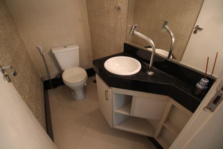 Casa de condomínio à venda com 122m², 3 quartos e 1 vagaLavabo