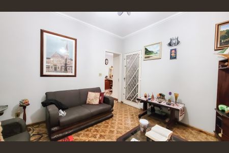 Casa à venda com 176m², 4 quartos e 3 vagasSala