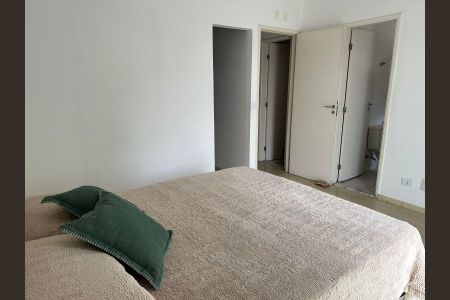 Casa de condomínio à venda com 200m², 3 quartos e 2 vagas Casa de condomínio à venda com 200m², 3 quartos e 2 vagasSuíte 1