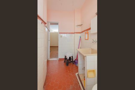 Banheiro de kitnet/studio para alugar com 1 quarto, 42m² em Liberdade, São Paulo