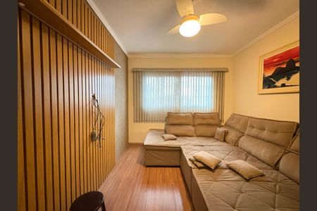 Sala de casa para alugar com 4 quartos, 172m² em Vila Linda, Santo André