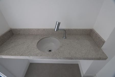 Apartamento para alugar com 92m², 2 quartos e 1 vagaLavabo