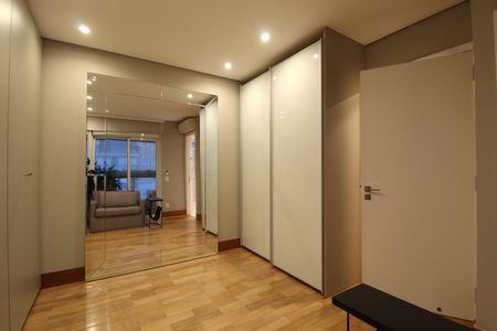 Apartamento para alugar com 134m², 2 quartos e 2 vagasSuíte 1