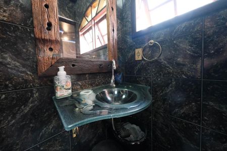 Casa à venda com 191m², 4 quartos e 2 vagasSuíte 1