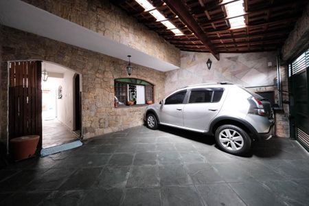 Casa à venda com 191m², 4 quartos e 2 vagasGaragem