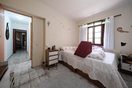 Casa à venda com 191m², 4 quartos e 2 vagasQuarto 2