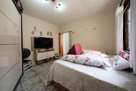 Casa à venda com 191m², 4 quartos e 2 vagasQuarto 2