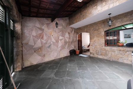 Casa à venda com 191m², 4 quartos e 2 vagasGaragem