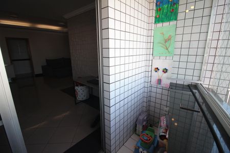 Varanda Sala de apartamento à venda com 3 quartos, 113m² em Eldorado, Contagem