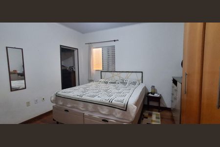 Casa para alugar com 383m², 4 quartos e 3 vagasSuíte