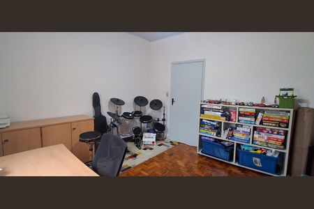 Casa para alugar com 383m², 4 quartos e 3 vagasQuarto 1