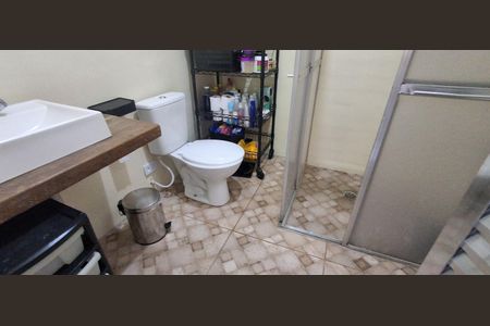 Casa para alugar com 383m², 4 quartos e 3 vagasBanheiro Social