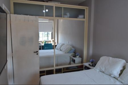 Apartamento à venda com 60m², 2 quartos e 1 vaga Apartamento à venda com 60m², 2 quartos e 1 vagaQuarto 1