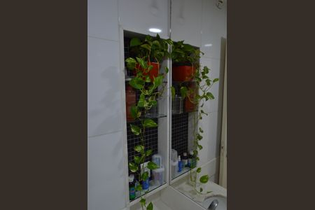 Apartamento à venda com 60m², 2 quartos e 1 vaga Apartamento à venda com 60m², 2 quartos e 1 vagaBanheiro