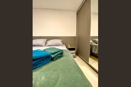 Apartamento para alugar com 60m², 2 quartos e 1 vaga Apartamento para alugar com 60m², 2 quartos e 1 vagaQuarto