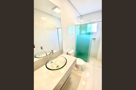 Apartamento para alugar com 60m², 2 quartos e 1 vaga Apartamento para alugar com 60m², 2 quartos e 1 vagaBanheiro