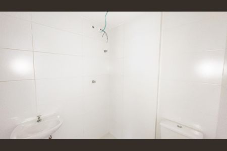 Banheiro de apartamento à venda com 1 quarto, 30m² em Parada Inglesa, São Paulo