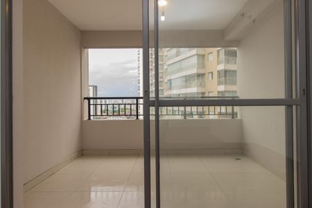 Varanda de kitnet/studio à venda com 0 quarto, 38m² em Sacomã, São Paulo