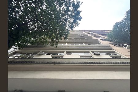 Apartamento para alugar com 115m², 3 quartos e sem vaga Apartamento para alugar com 115m², 3 quartos e sem vagaFachada