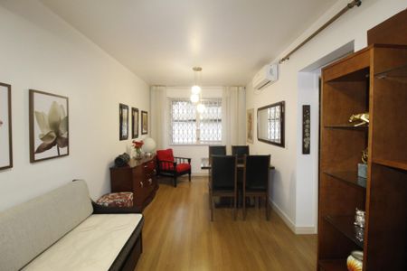 Sala de apartamento para alugar com 1 quarto, 50m² em Cristo Redentor, Porto Alegre