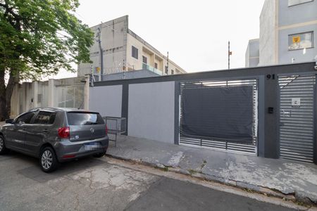 Casa de condomínio à venda com 52m², 2 quartos e 1 vaga Casa de condomínio à venda com 52m², 2 quartos e 1 vagaFachada