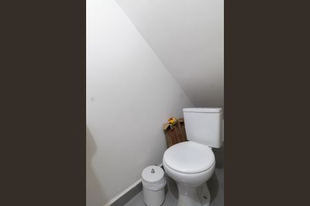 Casa de condomínio à venda com 52m², 2 quartos e 1 vaga Casa de condomínio à venda com 52m², 2 quartos e 1 vagaLavabo