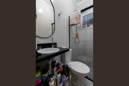 Casa de condomínio à venda com 52m², 2 quartos e 1 vaga Casa de condomínio à venda com 52m², 2 quartos e 1 vagaBanheiro