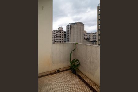 Apartamento à venda com 84m², 2 quartos e sem vaga Apartamento à venda com 84m², 2 quartos e sem vagaVaranda Quarto 2
