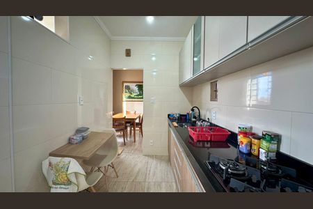 Apartamento à venda com 88m², 3 quartos e 2 vagas Apartamento à venda com 88m², 3 quartos e 2 vagasCozinha